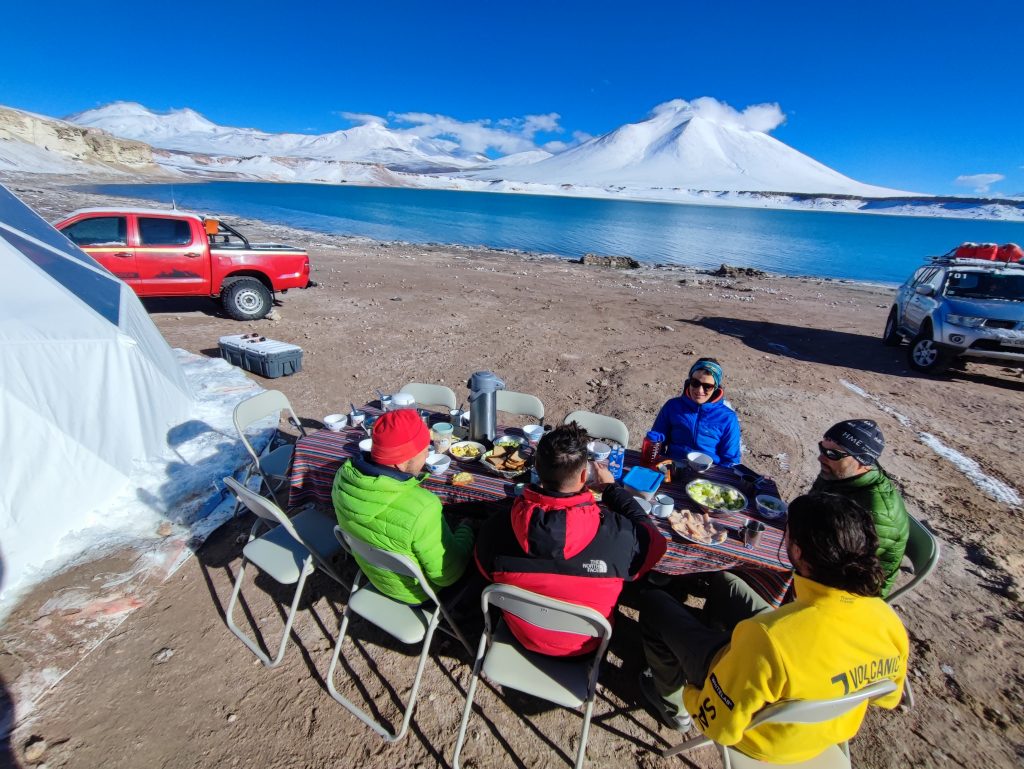 ojos del salado base camp