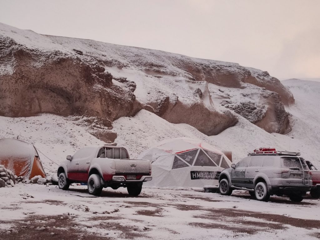 ojos del salado base camp