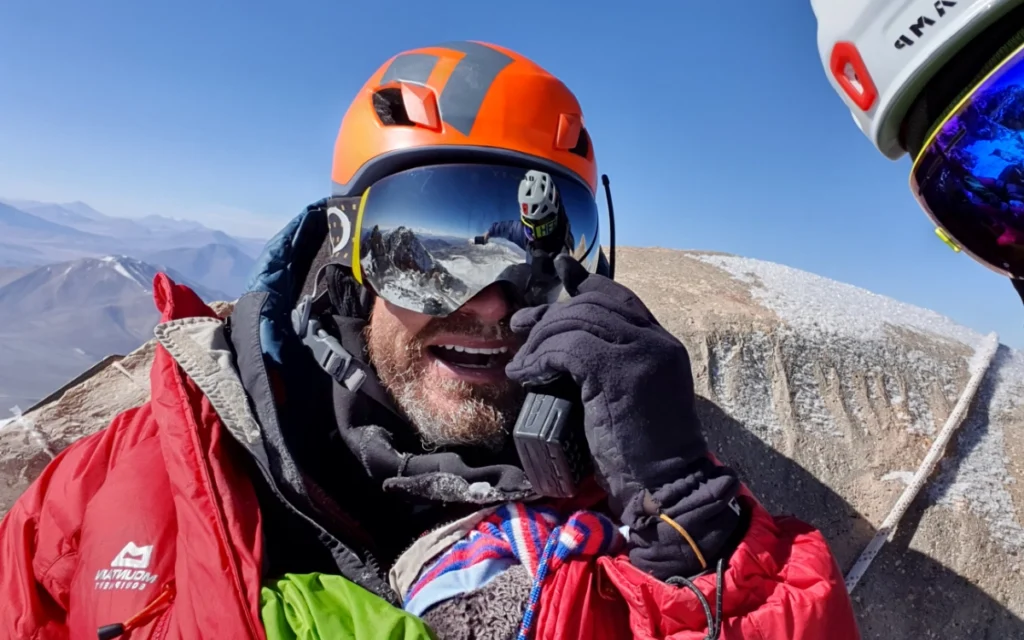 ojos-del-salado-highest-volcano-summit-guide